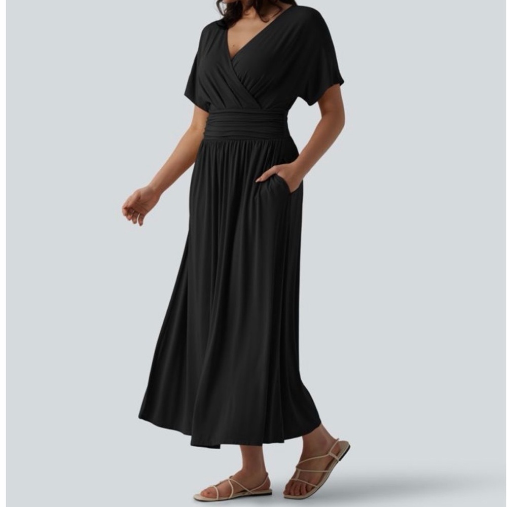 Halara Deep V Neck Short Sleeve A Line Maxi
Casual Flowy Dress Pockets Black XS